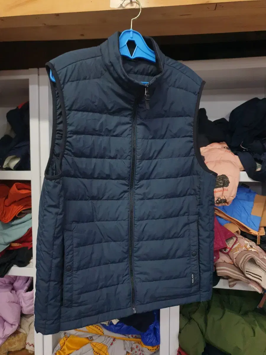 100% Olsen goose down padded vest