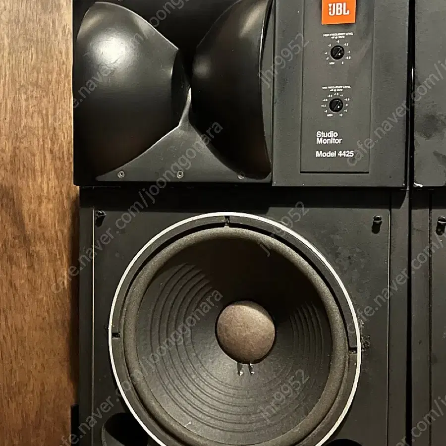 Jbl4425 부산 직거래 원합니다 택배도 가능