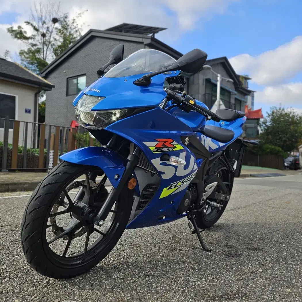 신차보증)A급 스즈키 gsx-r125 24년형 7천키로 최저가 판매!