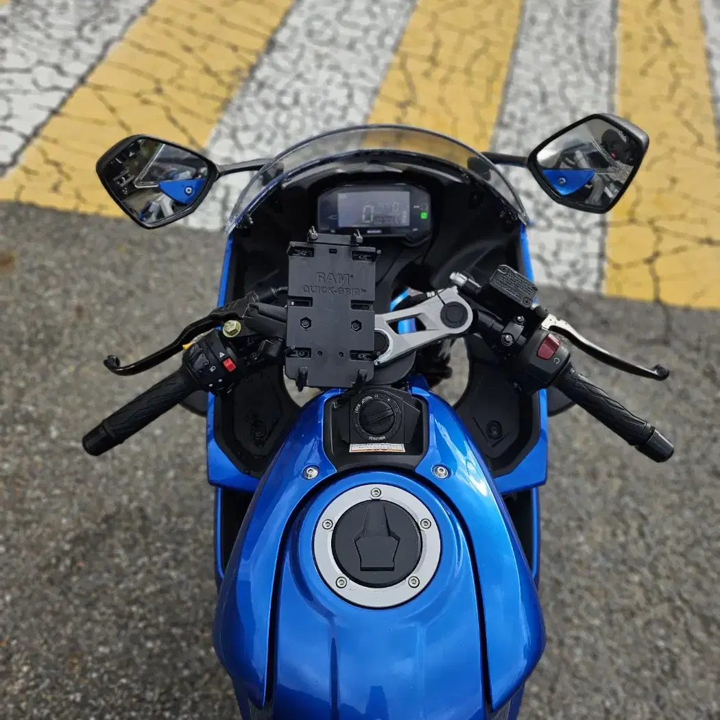 신차보증)A급 스즈키 gsx-r125 24년형 7천키로 최저가 판매!