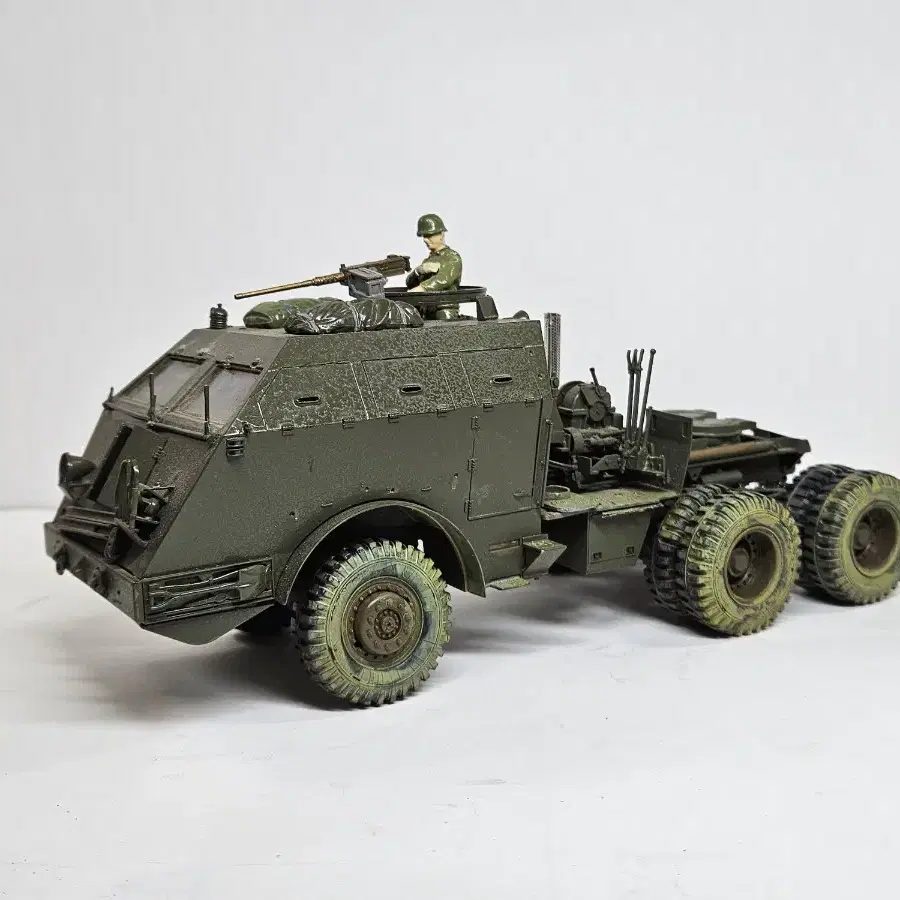 조립 정크 타미야 1/35 M26 전차 회수차