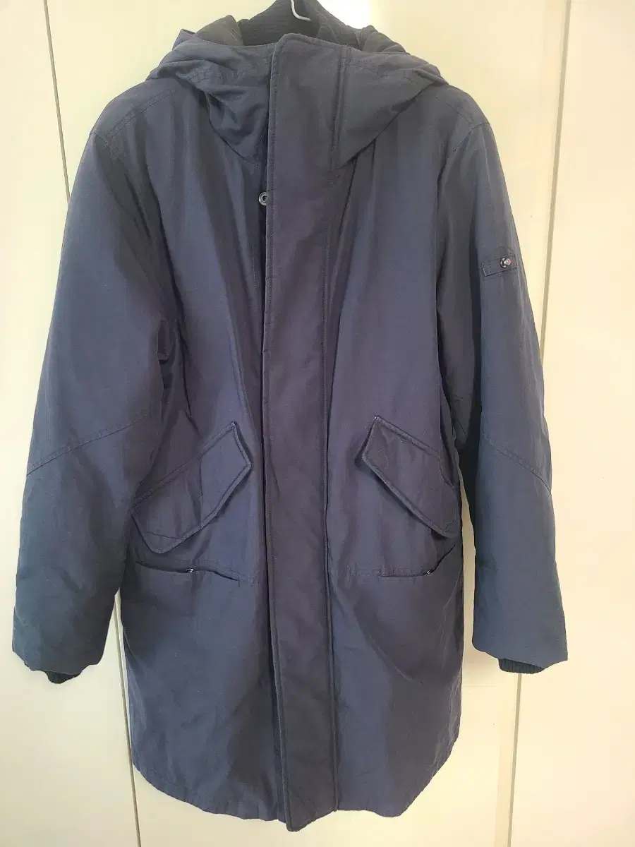 Series puffer coat outerwear size 95