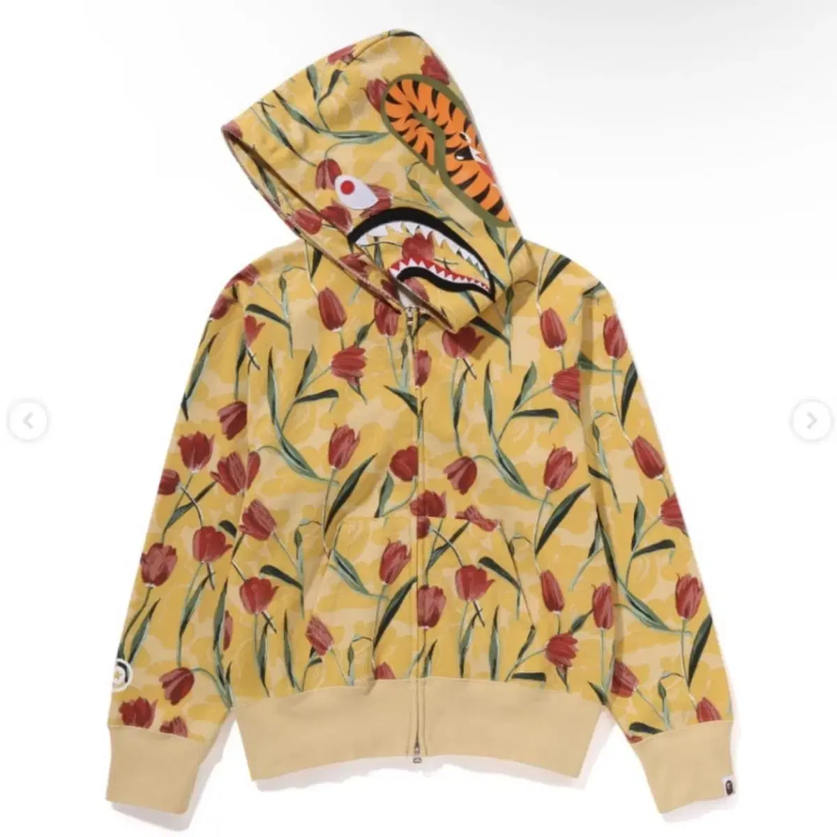 BAPE  TULIP CAMO SHARK FULL ZIP