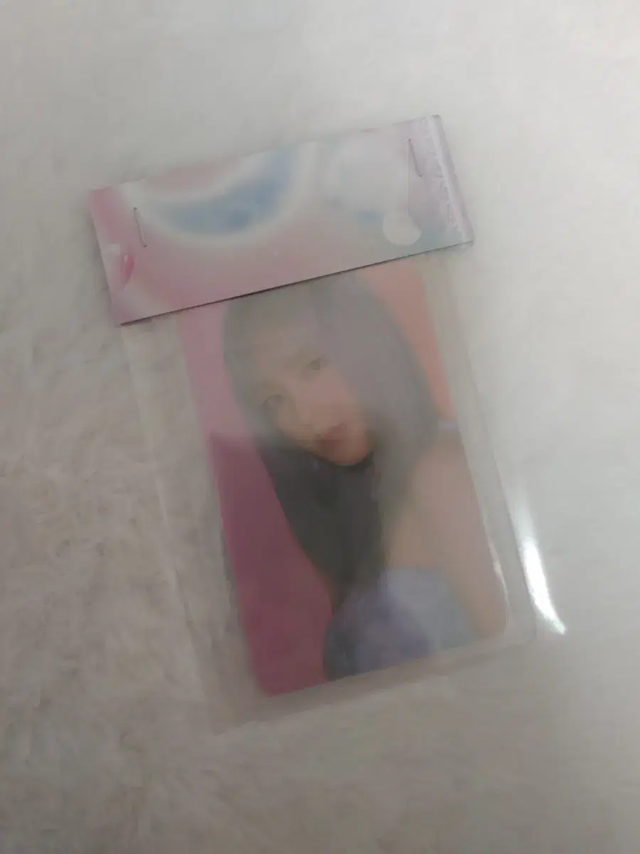 ive liz pre-order benefit should switch to photocard