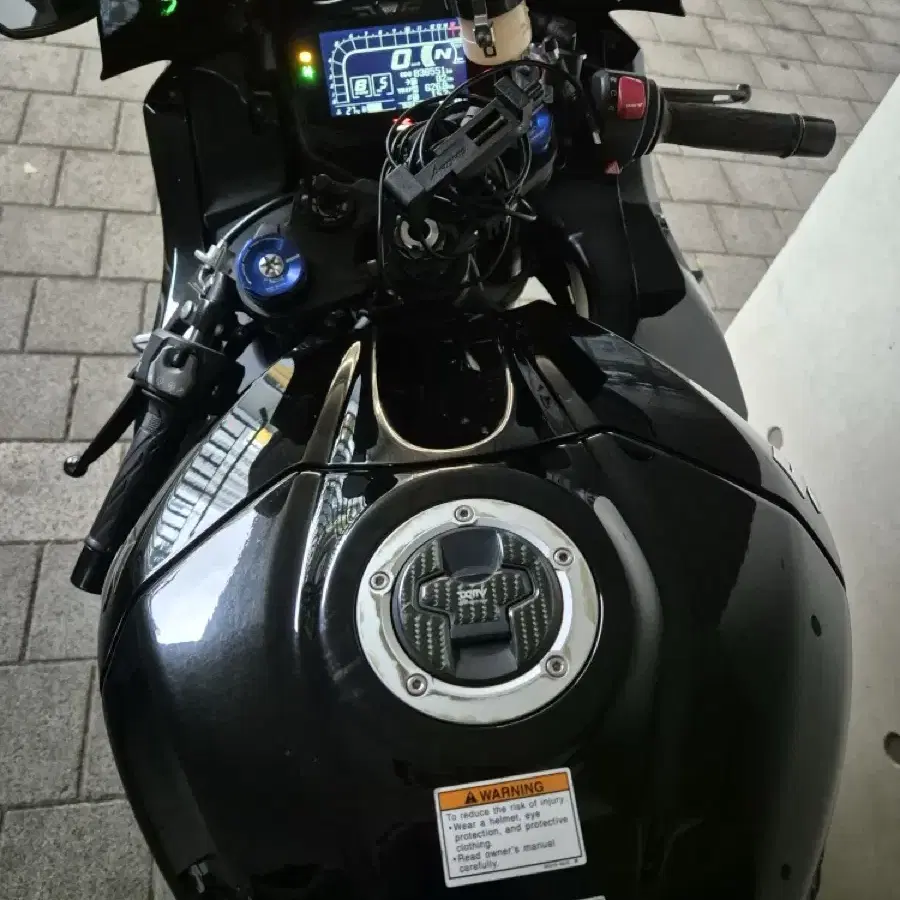 gsx r1000r 17년식 블랙 순정카울 팝니다