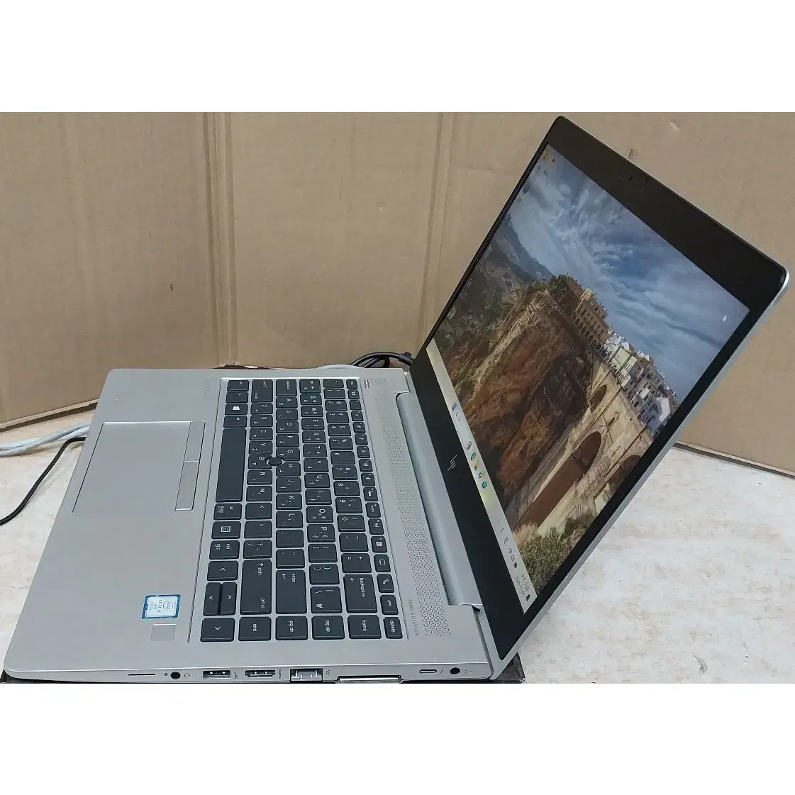 i5 노트북 HP 840 G5/ 8세대 i5/ D4 8G/ 120GB