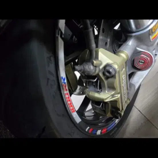 bmw s1000rr 스천 판매나 대차합니다.