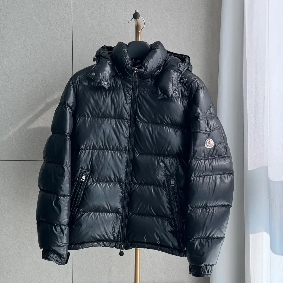 { Brand New } Moncler maya glossy padding