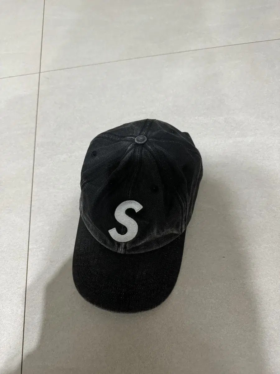 Supreme 슈프림 피그먼트 블랙 S로고