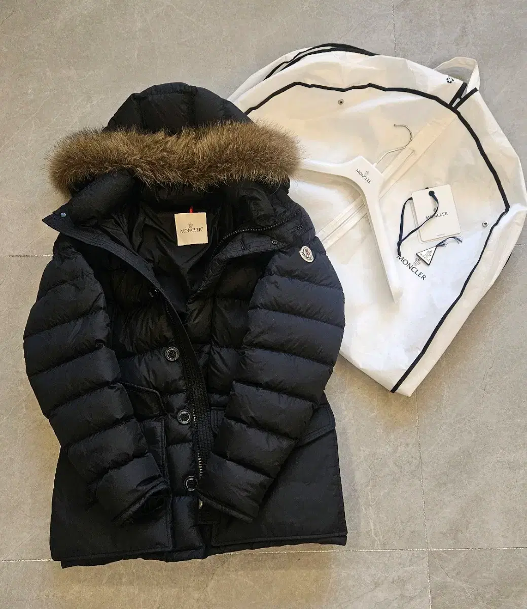 Moncler Clooney 3SIZE (brand new)