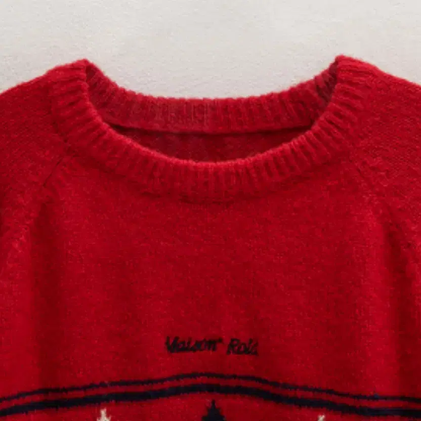 로라로라 아가일니트 설윤 ARGYLE KNIT PULLOVER RED