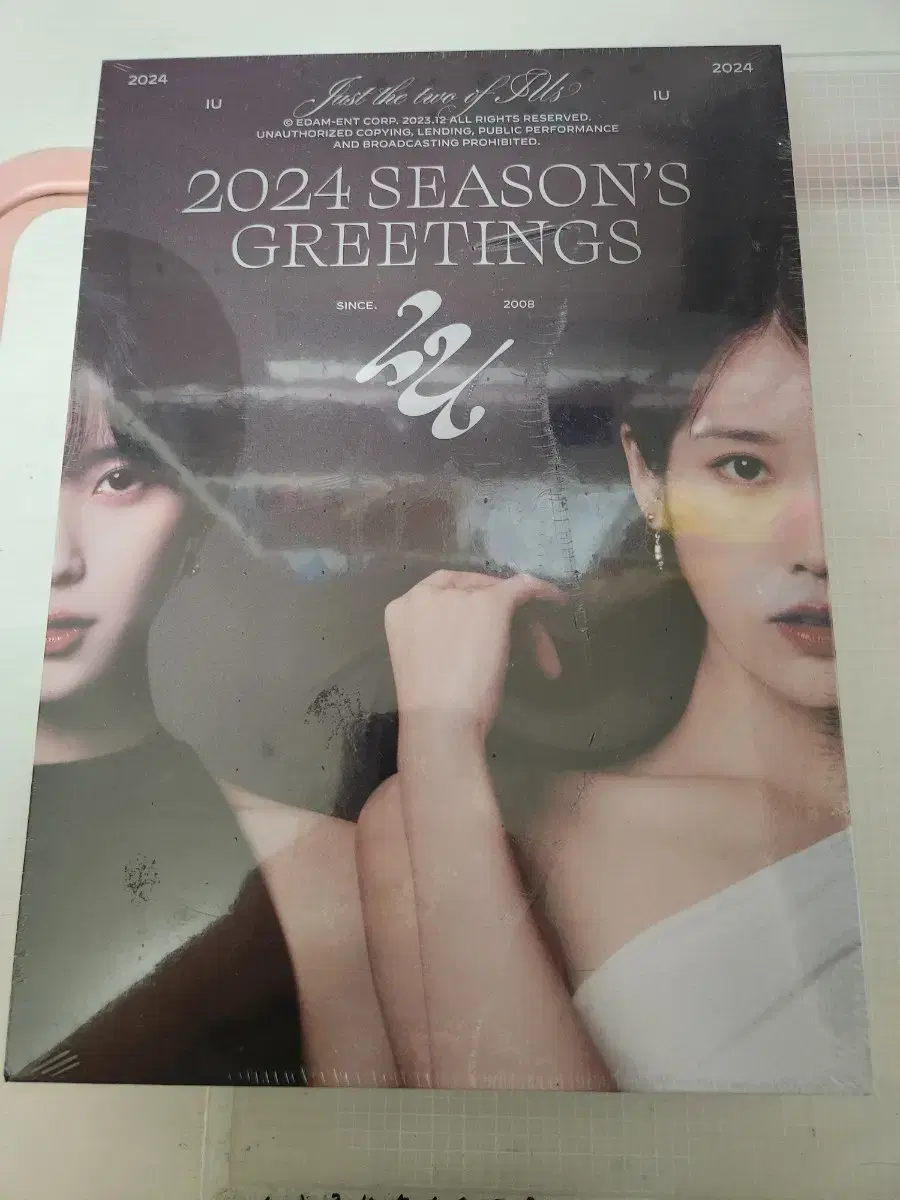 IU 2024 Greeting Album (unsealed) Booklet Photo Notes