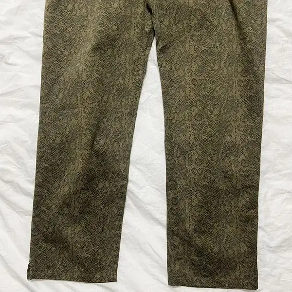 JONES NEW YORK pyrhon pants