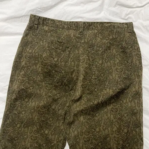 JONES NEW YORK pyrhon pants