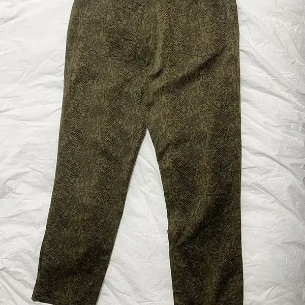 JONES NEW YORK pyrhon pants