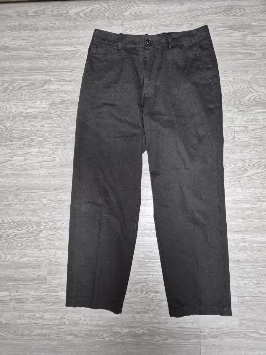 [1 piece/1] 24FW Roughside Regular Chino Pants Charcoal