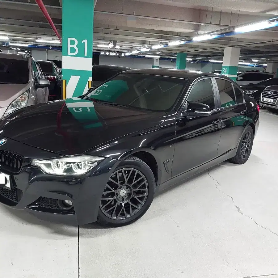 bmw 320d f30 lci 컨버전 m팩 풀바디킷 m핸들 판매합니다