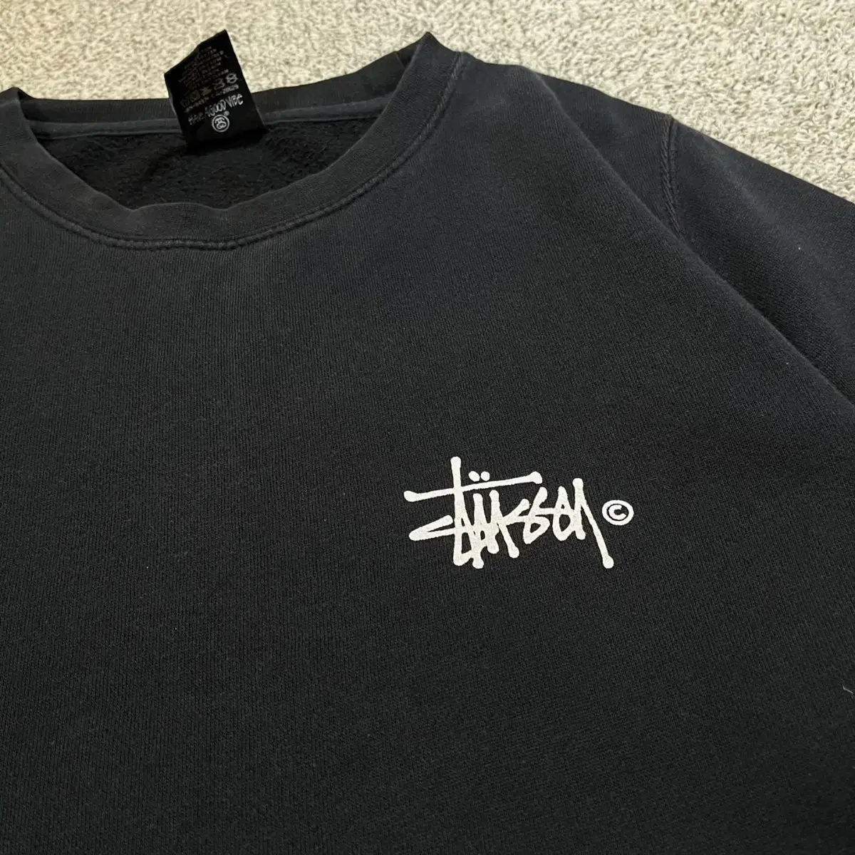 STUSSY 빅로고 스웻 맨투맨