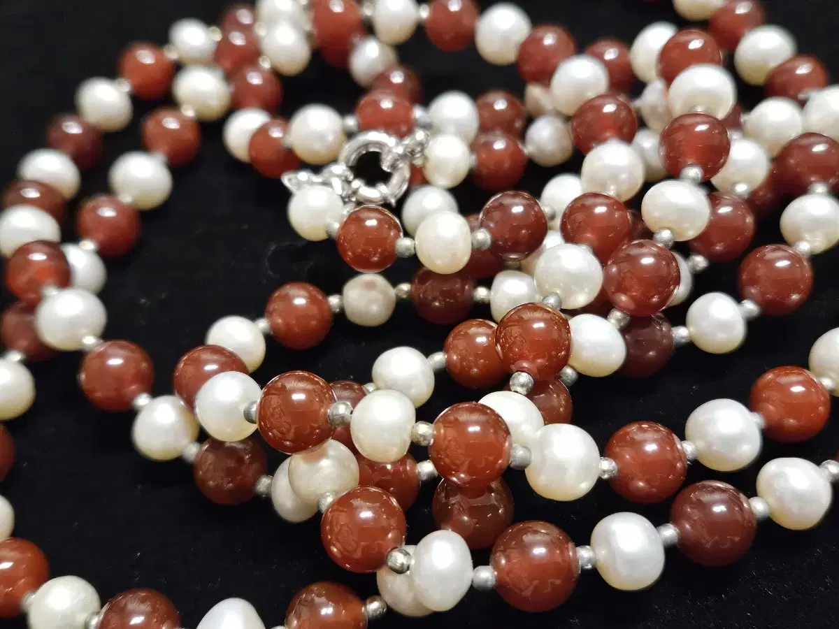 Freshwater pearl jade long necklace