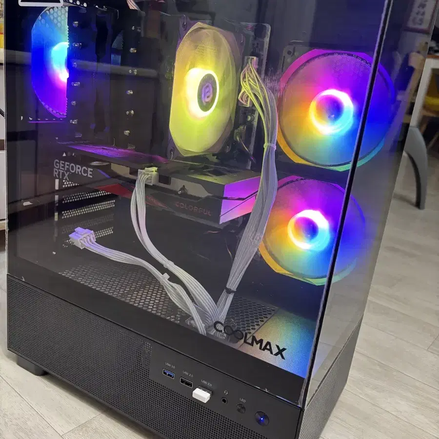 새제품 데스크탑[인텔 i5 14600KF/DDR5 32GB/RTX4060