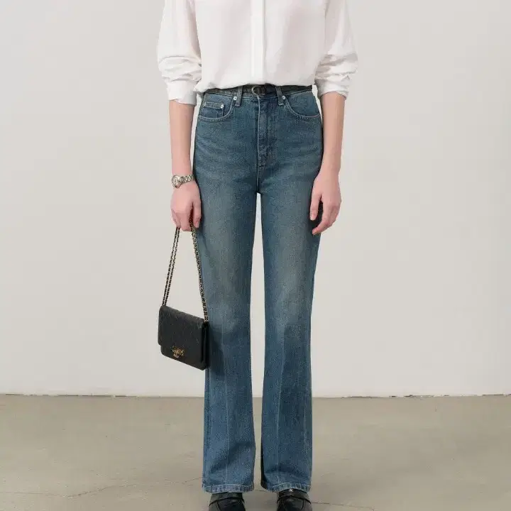 던스트 70s semi flared jeans