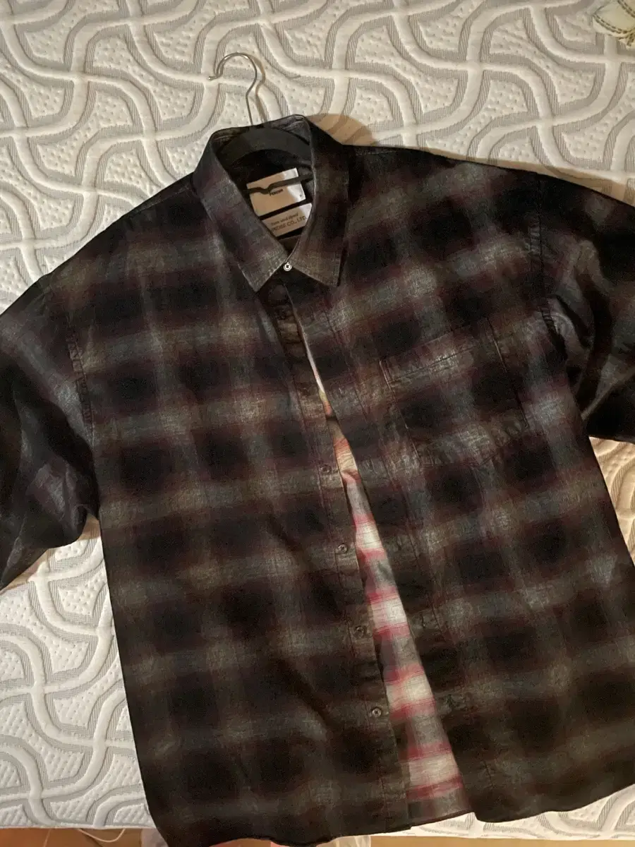 I'm selling a Ren corduroy shirt, black/red, size 3.