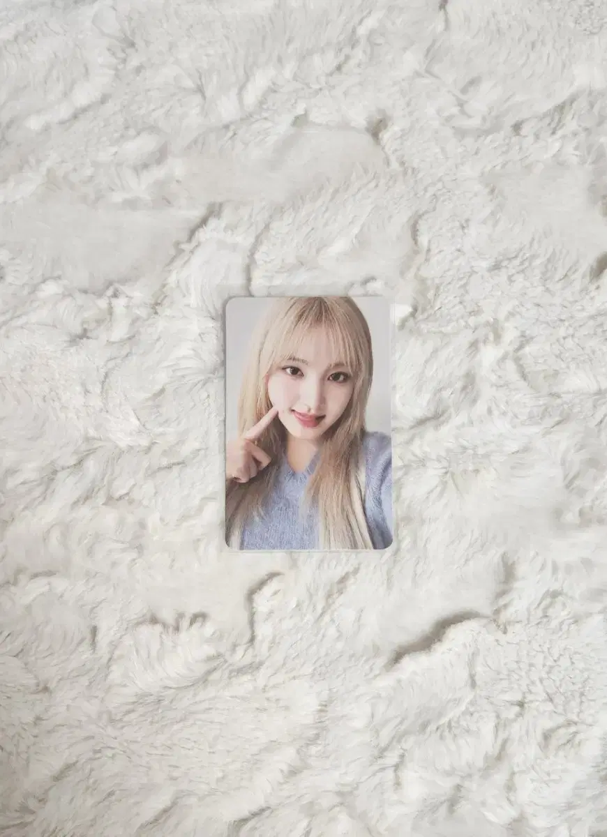 Source) ive Mind Loved liz albumphotocard