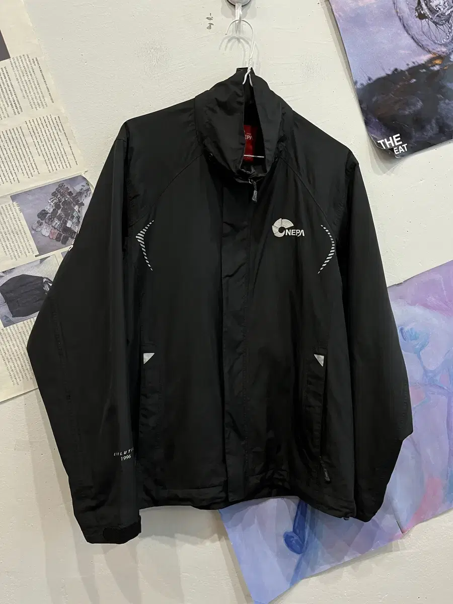 NEPA Windbreaker Black 95