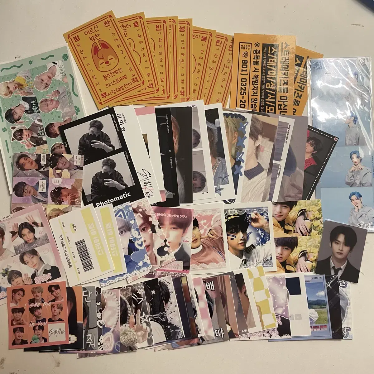 Straykids skz Goods in bulk album unofficial goods photocard Photocards in bulk