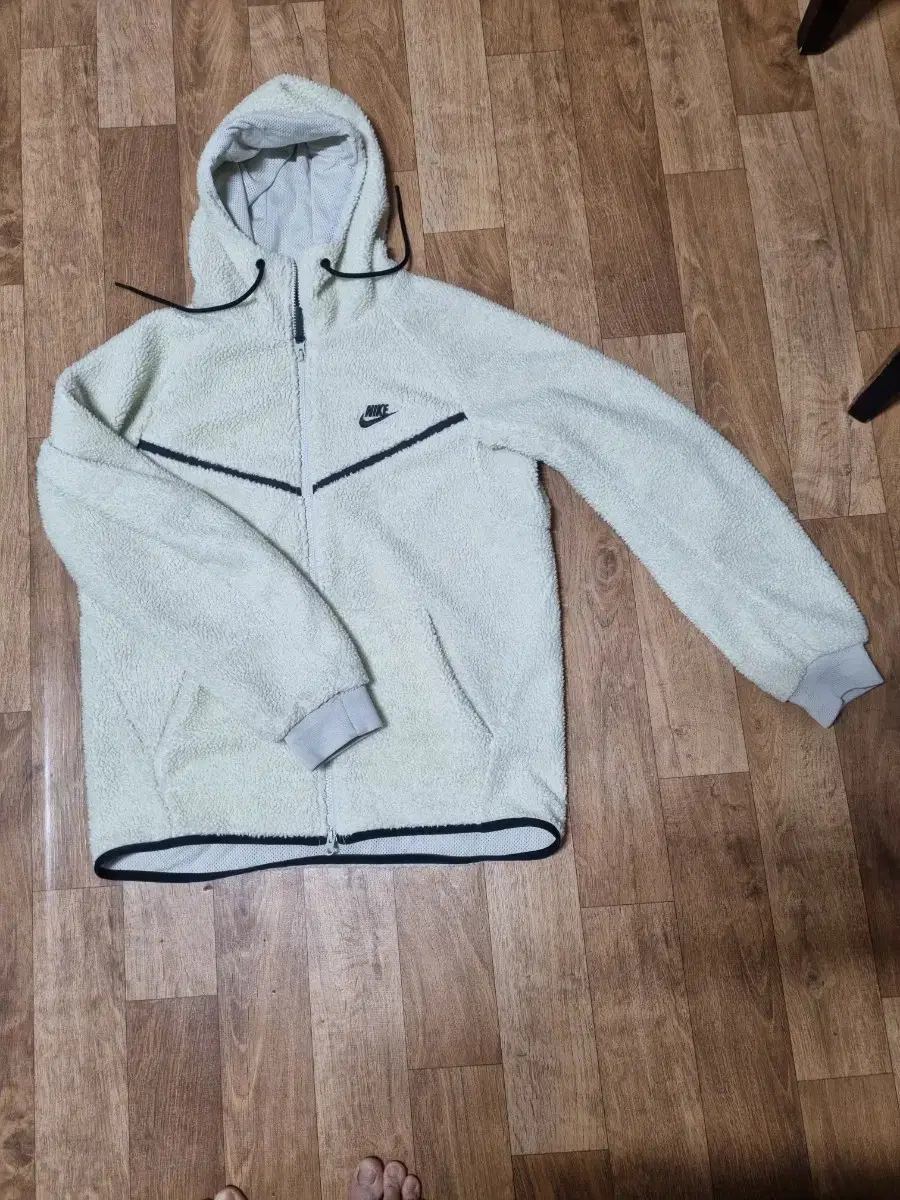 nike hoodie zip up man to man sell does