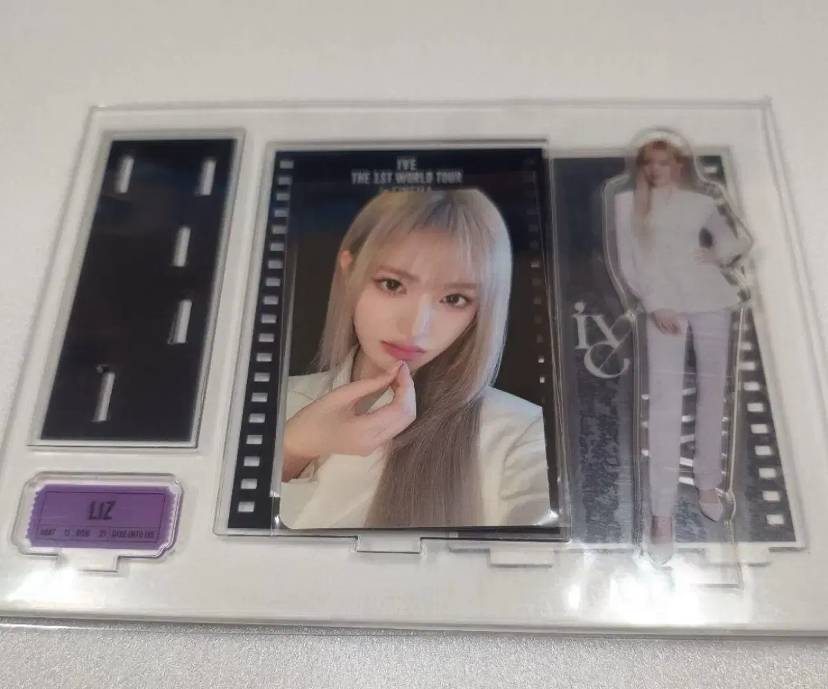 Ive cinema liz acrylic stand with photocard sealed pop up