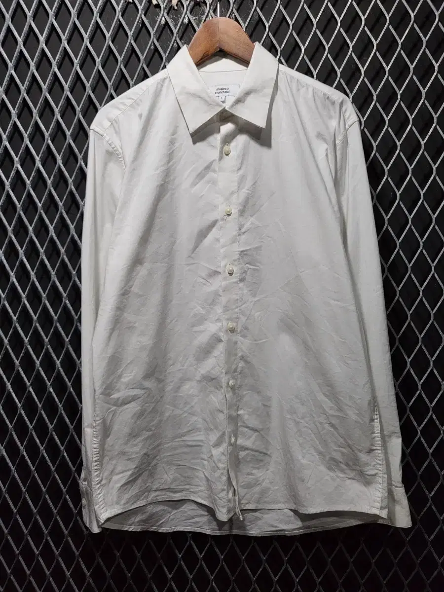 GentlemanStandard white shirt