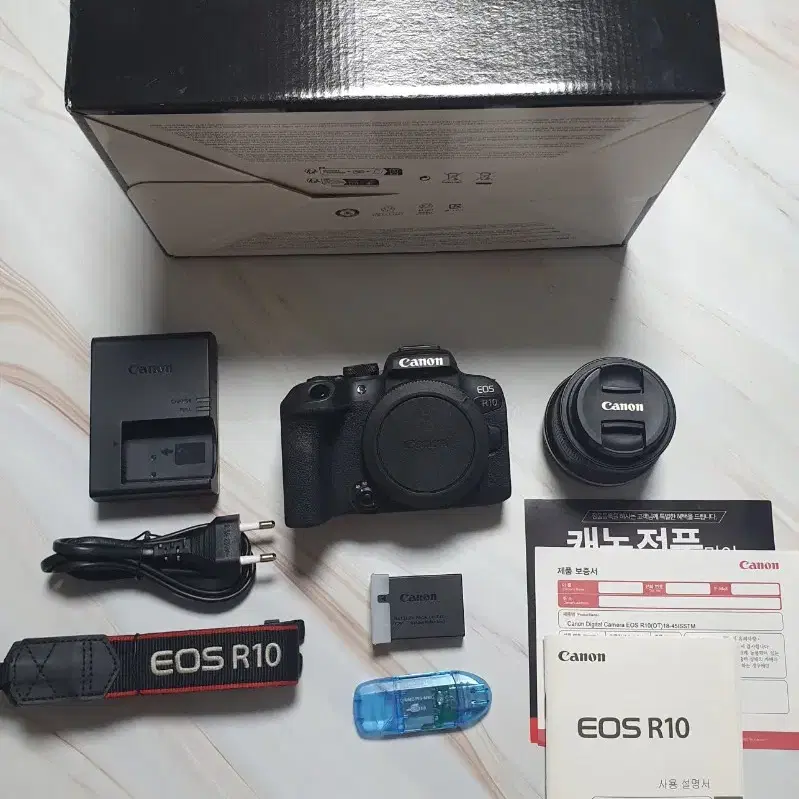 캐논 eos r10 18-45 kit 팝니다.