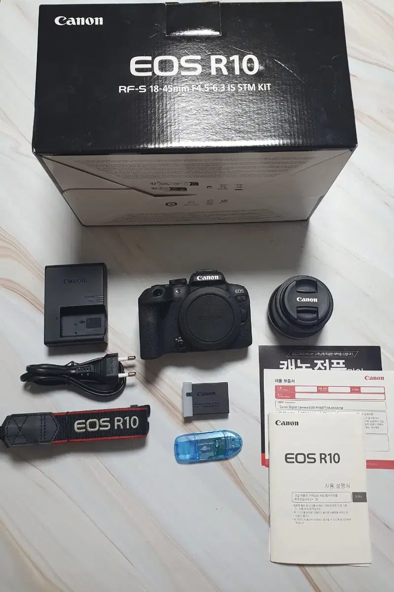 캐논 eos r10 18-45 kit 팝니다.