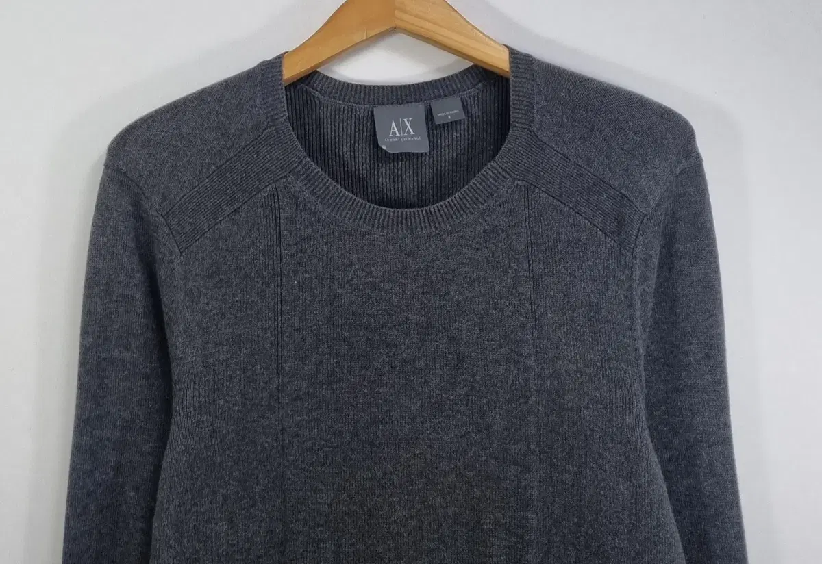 S ) Armani Exchange Gray Knit