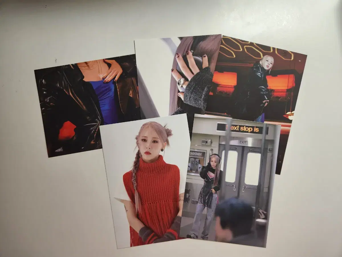 Mamamoo moonbyul Exhibition postcard WTS