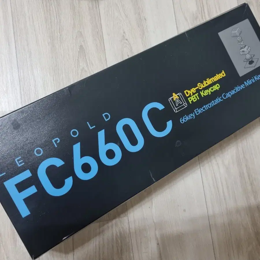 레오폴드 FC660C 블랙 토프레 무접점키보드 판매합니다.