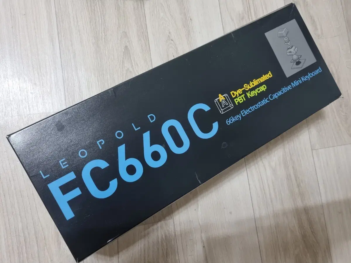 레오폴드 FC660C 블랙 토프레 무접점키보드 판매합니다.