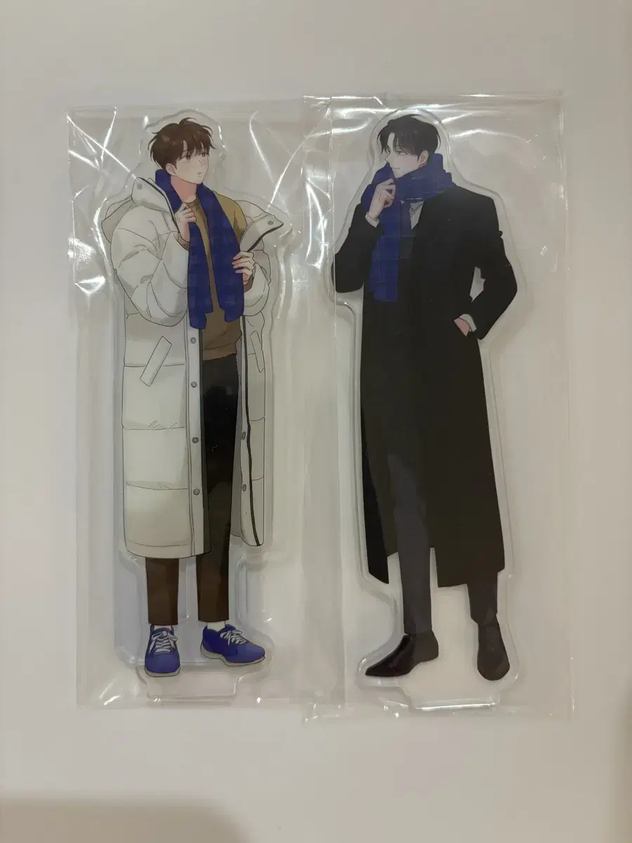 White ears author three dots mofun acrylic stand