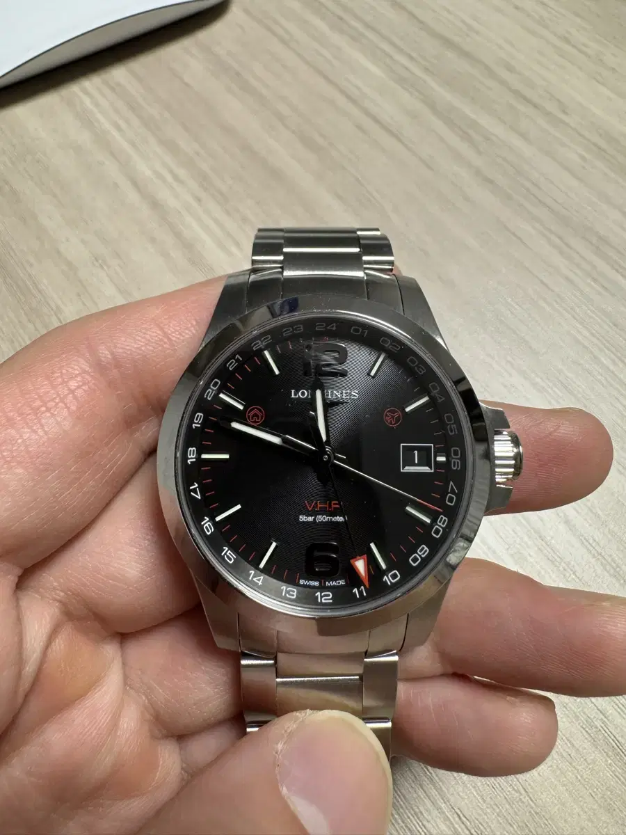 론진 VHP GMT 41mm 검판 팝니다.