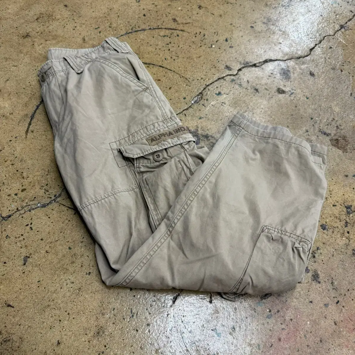 [ Genuine S ] Alpine Industry Unique Multi Cargo Pants