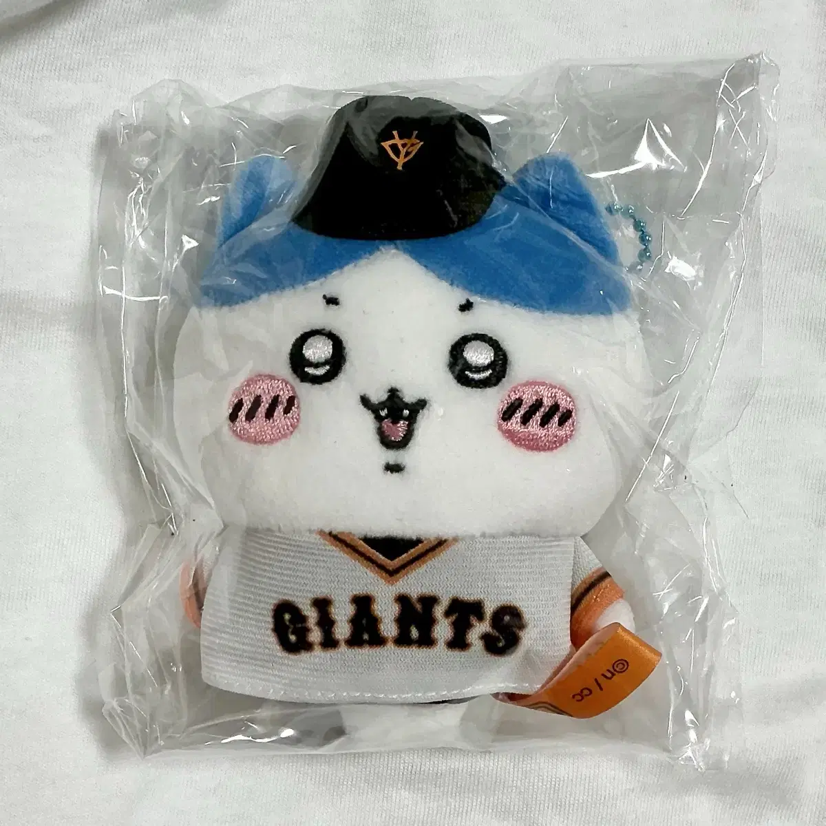 Giants Hachiware Mascot | Chiikawa Usagi Munzakugi Joke Bear Doll