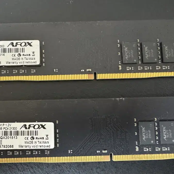 컴퓨터 메모리 디디알 램 RAM DDR4 pc4 21300 8GB X 2