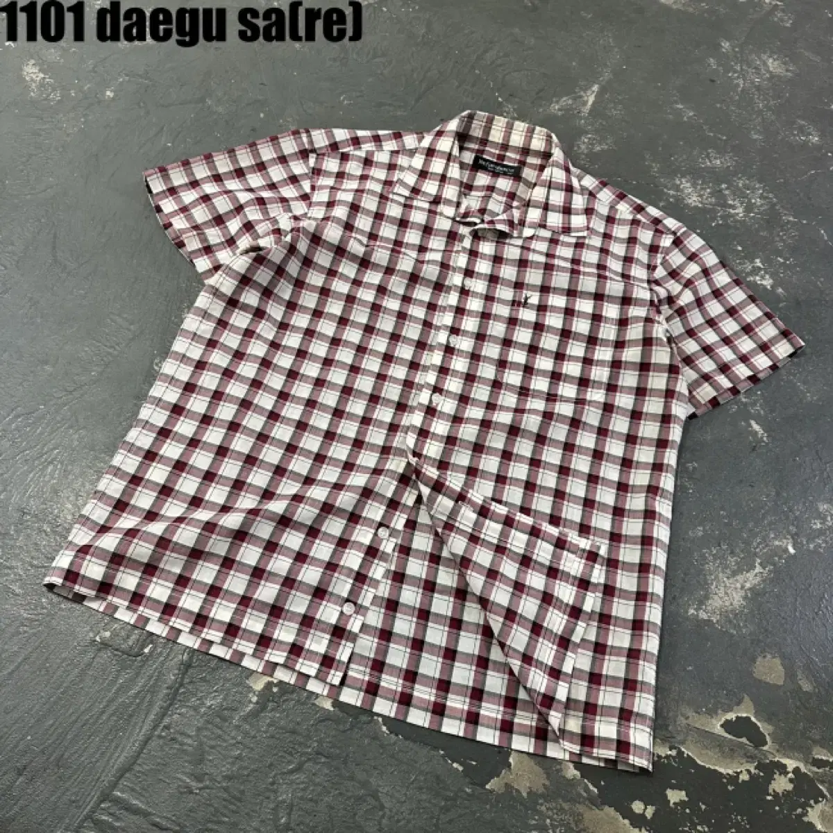 100% Yves Saint Laurent short sleeve shirt