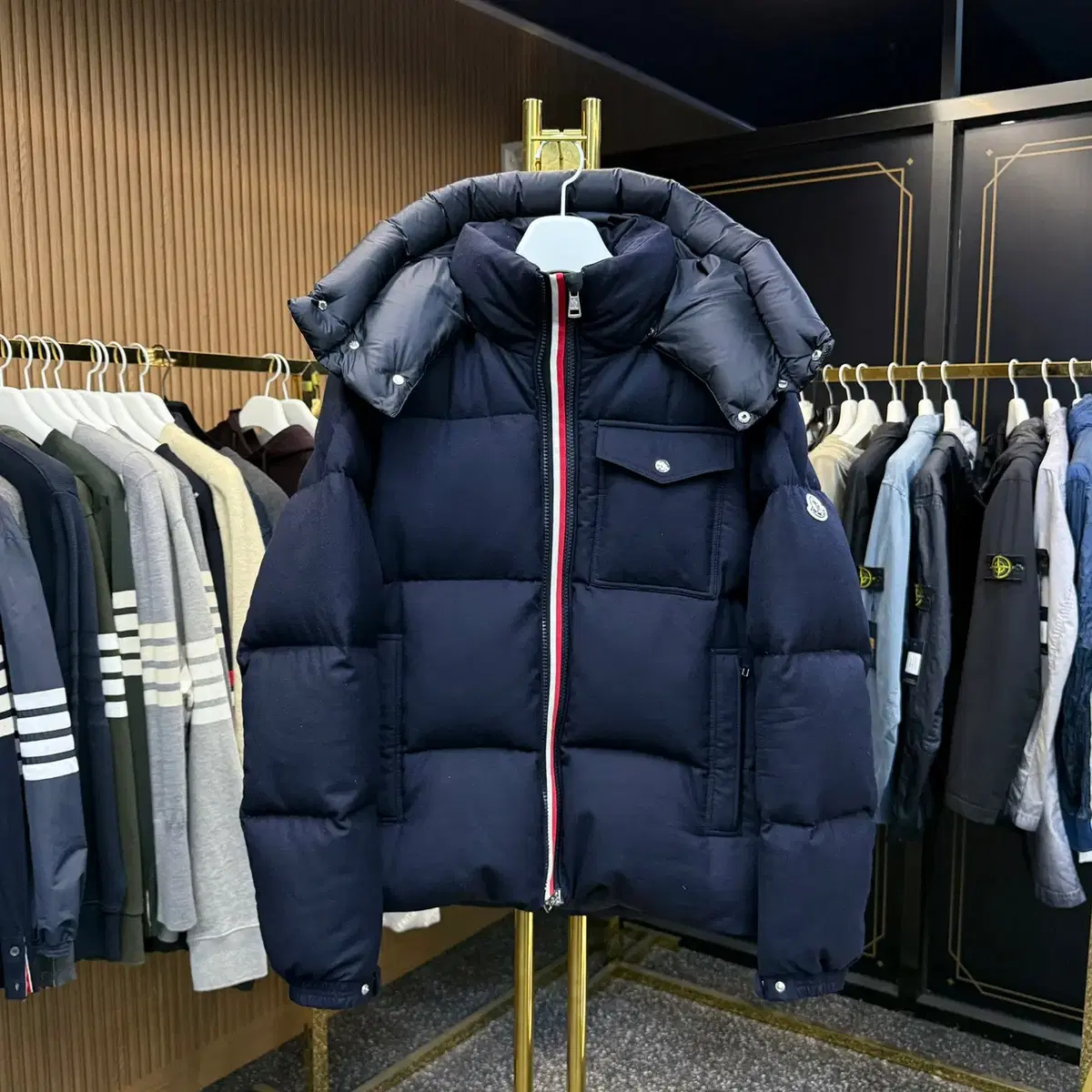 [Department Store Version, Size 4]Moncler Brajo Three-Seam Padding