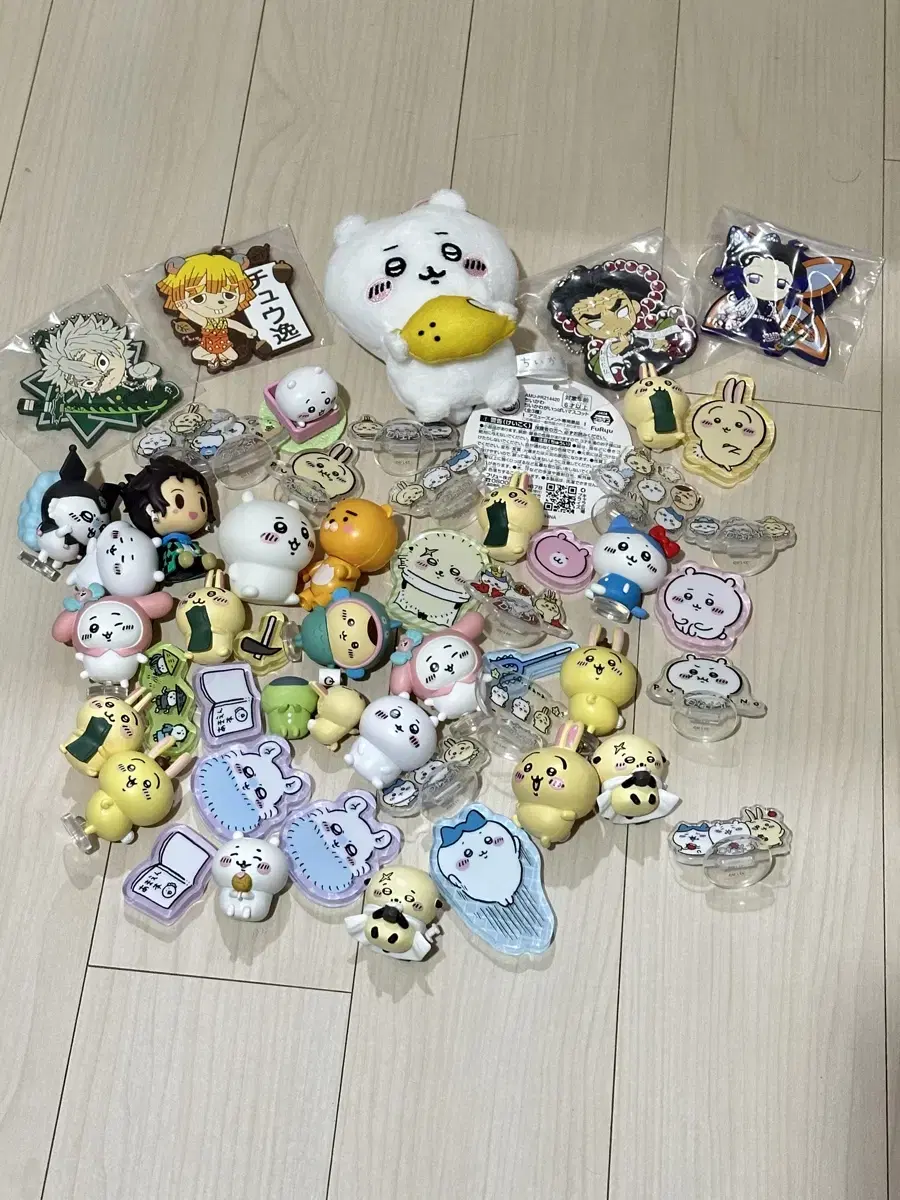 Munchkin Chiikawa sells Demon Slayer figures in bulk (Sanrio Chiikawa full set)