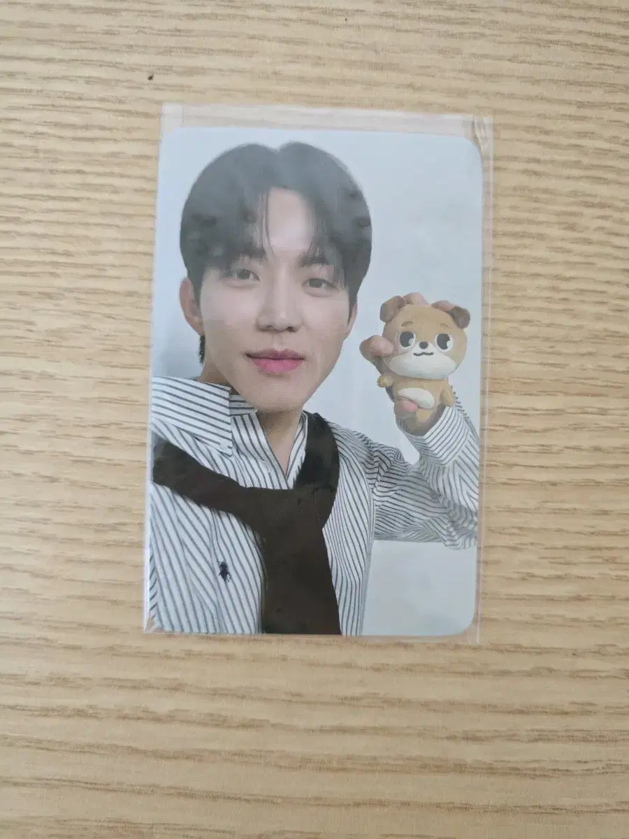 Day 6 Yoon Doon Doon photocard sells