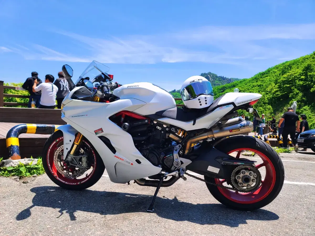 두카티 슈퍼스포츠s 2019년식 ducati super sports