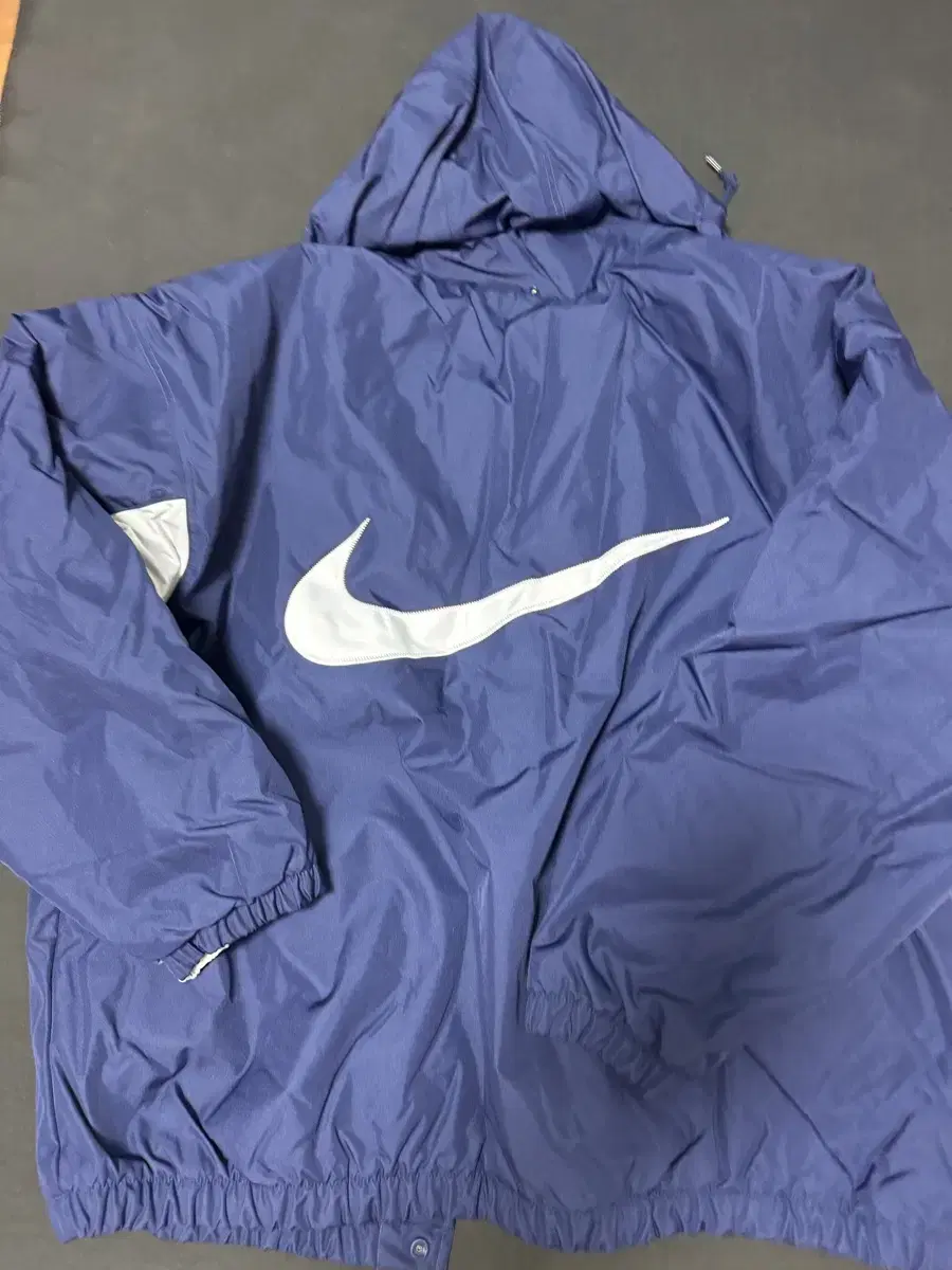 Genuine New Nike Soloswoosh Puffer Padded Jacket Navy XL Jordan Scott