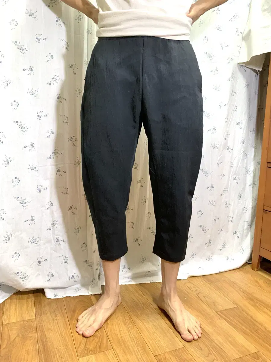 [shiver] 2 pairs of Nike & Jordan track pants (baggy fit, Jordan vahn)